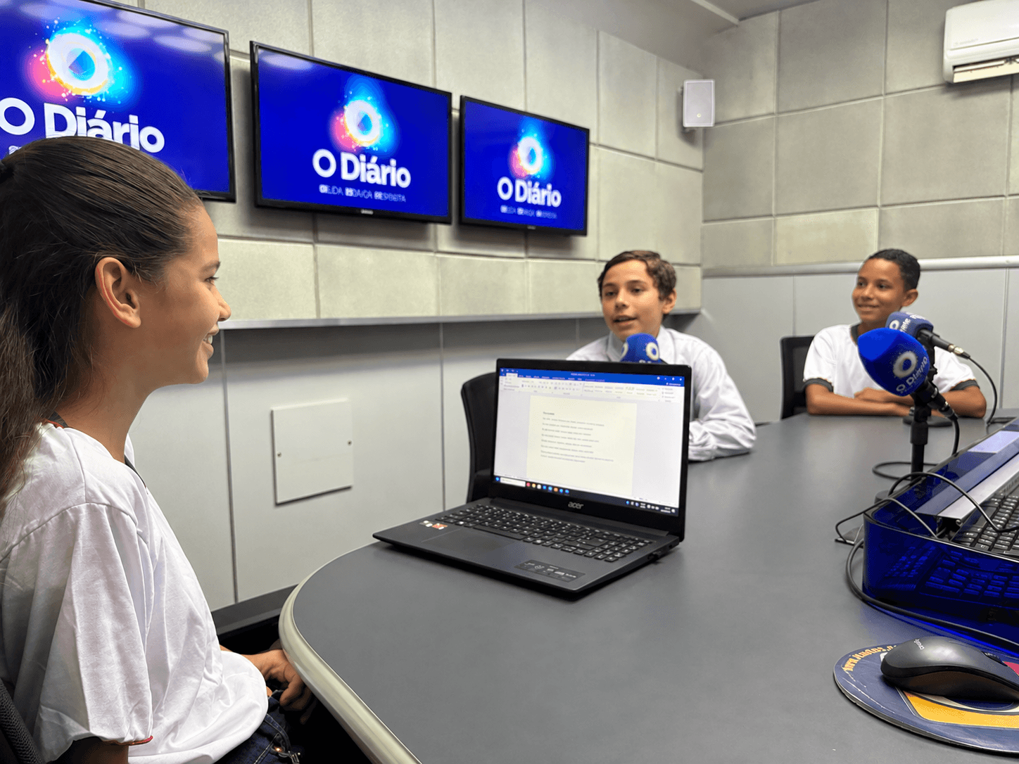 Projeto leva alunos a pesquisar trajetória de João Monteiro