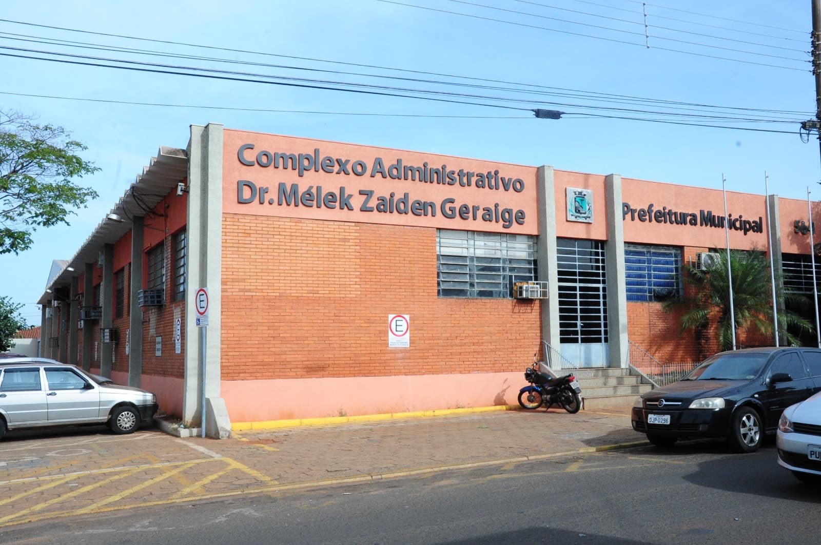 Feirão de empregos de usina recebe 77 interessados