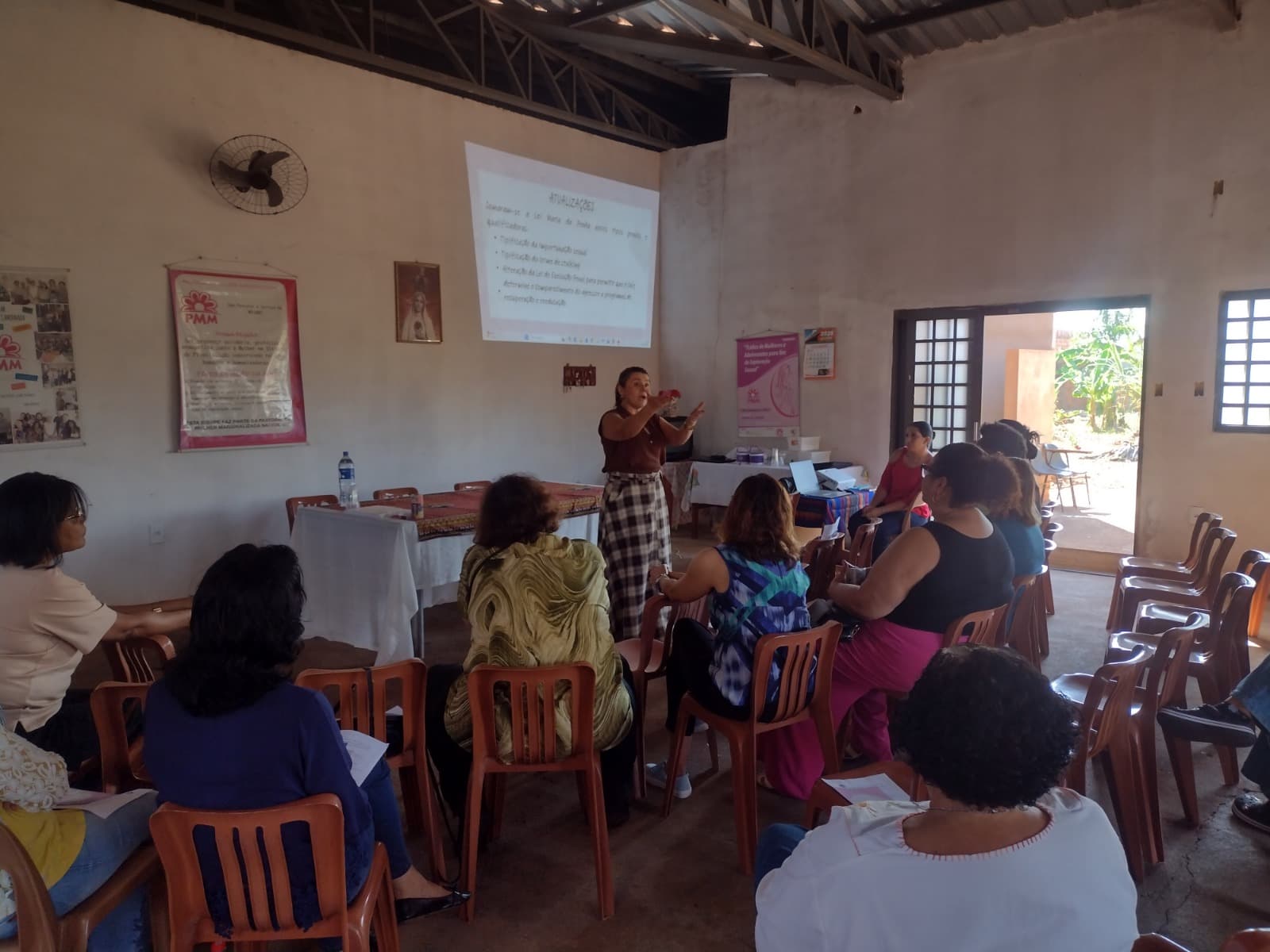Pastoral da Mulher Marginalizada realiza seminário em Barretos