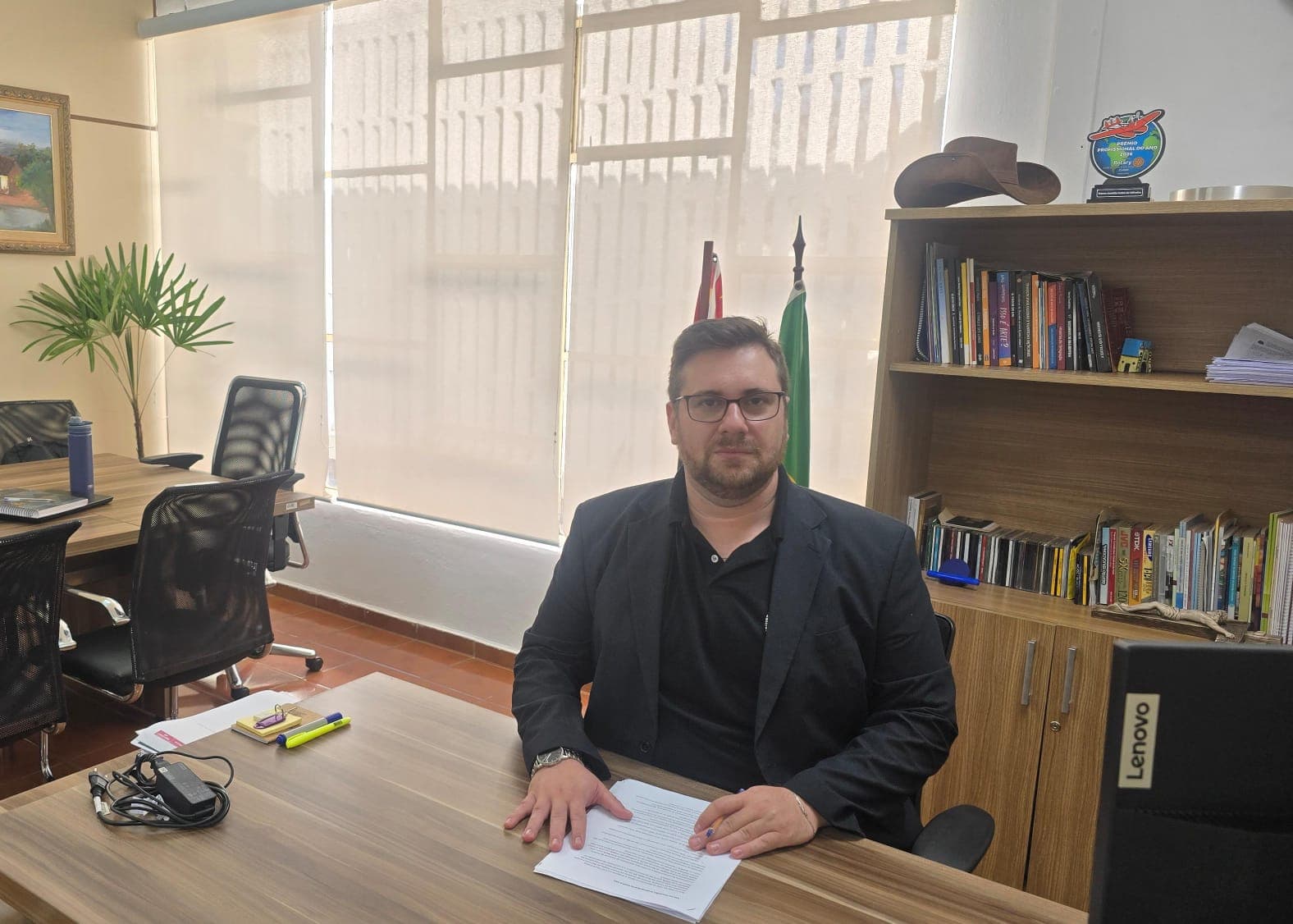 Dirigente de ensino orienta sobre matrículas na rede estadual